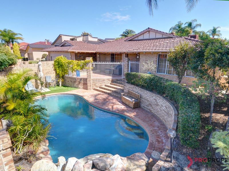 213 Summerlakes Parade, Ballajura