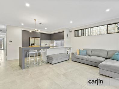 22 Exbury Lane, Success WA 6164
