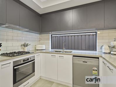 22 Exbury Lane, Success WA 6164