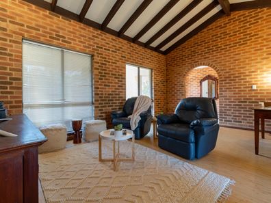 9 Homestead Road, Gosnells WA 6110