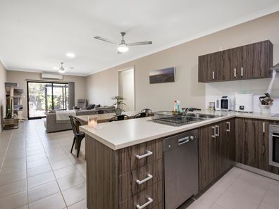 8 Bluebone Street, Nickol WA 6714