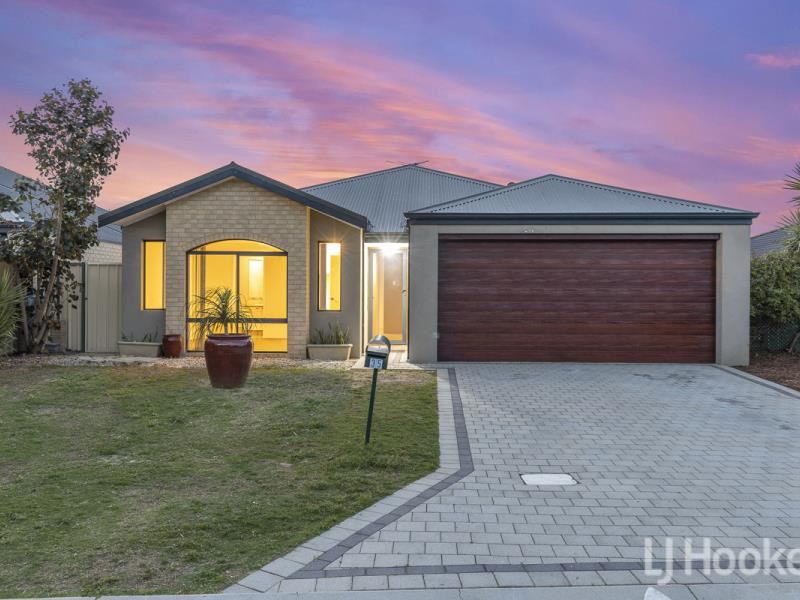 35 Grampians Loop, Yanchep