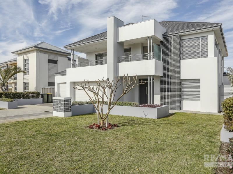 19 Romano Crescent, Iluka