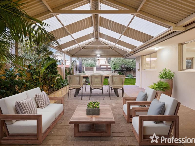 103 Safety Bay Road, Shoalwater