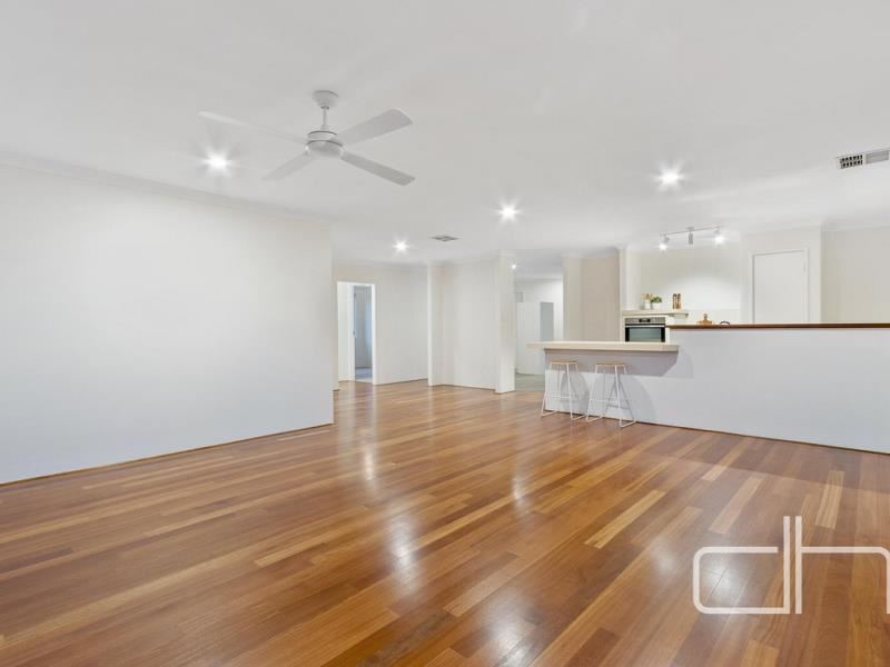 2 Peaceful Close, Marangaroo