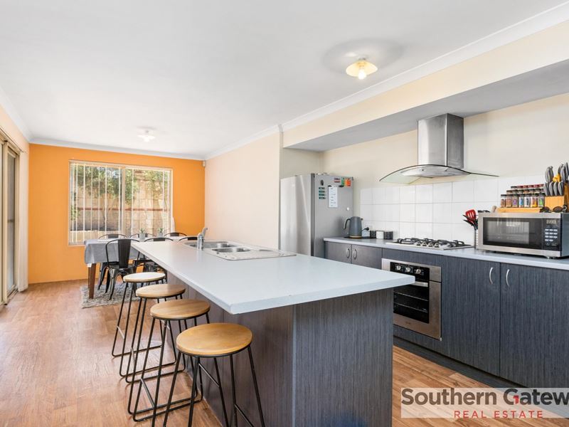51 Centennial Avenue, Bertram