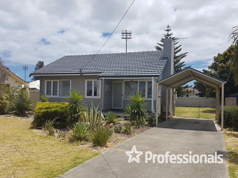 6 Boyalla Street, Carey Park