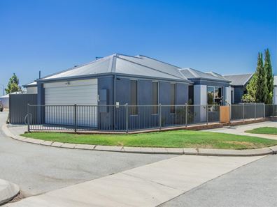 87 Bellas Circuit, Piara Waters WA 6112