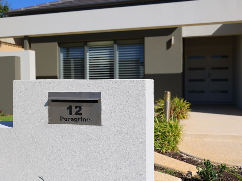 12 Peregrine Circle, Beeliar