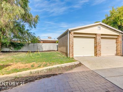 72 Balfour Street, Huntingdale WA 6110