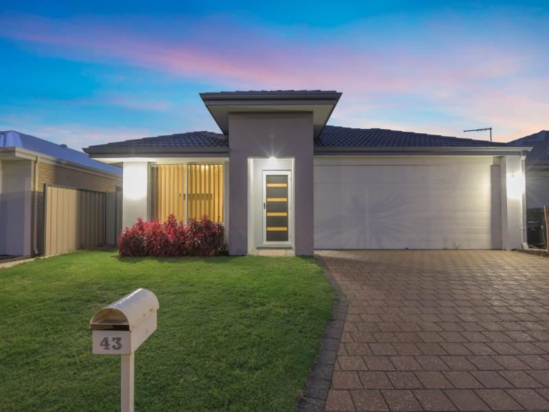 43 Sansimeon Boulevard, Byford
