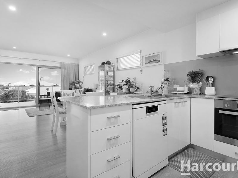 10/150 Boardwalk Boulevard, Halls Head