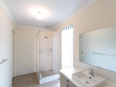8 Greenock Road, Baldivis WA 6171