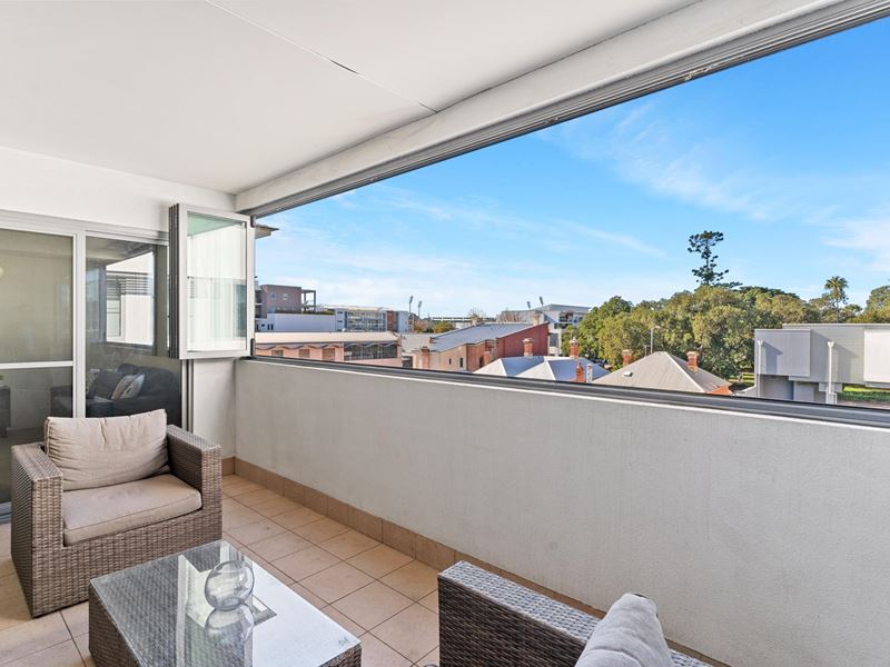 31/154-156 Newcastle Street, Perth