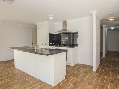 3 Lomond Way, Seville Grove WA 6112