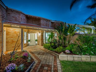 25 Harbour Town Heights, Connolly WA 6027