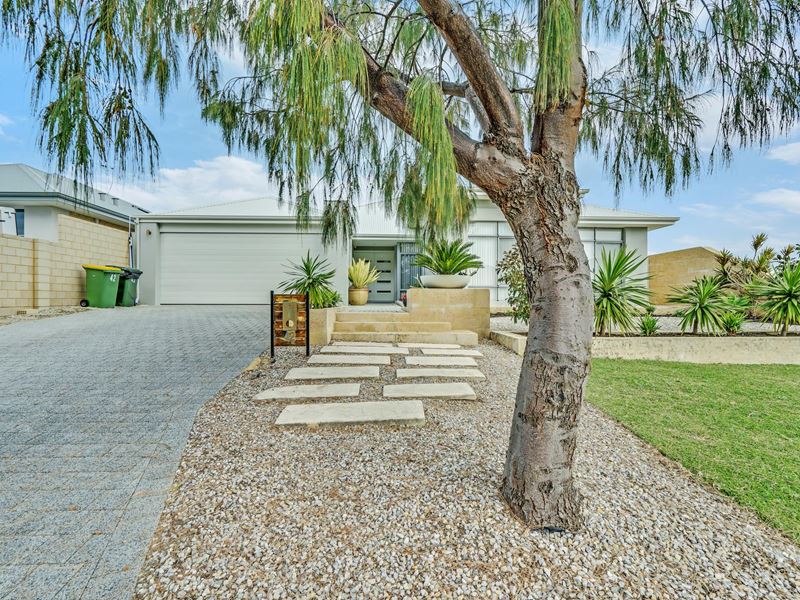 42 Lakeway Retreat, Dawesville