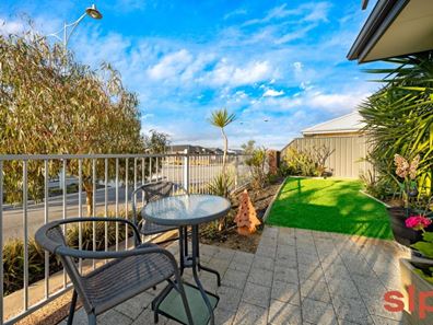 312 Grandis Boulevard, Banksia Grove WA 6031