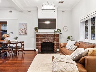 33 Kenilworth Street, Bayswater WA 6053