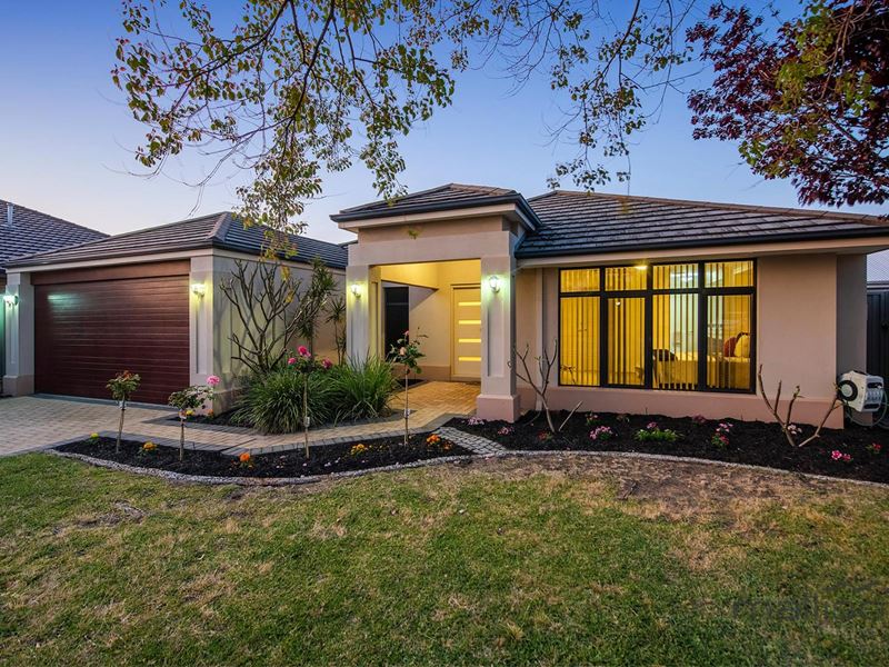 26 Yellowwood Avenue, Piara Waters