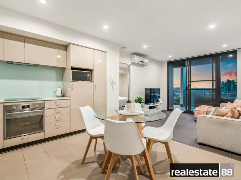 94/1 Rowe Avenue, Rivervale