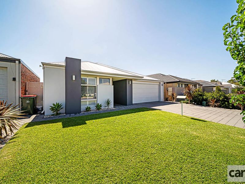 27 Ontario Grove, Success WA 6164