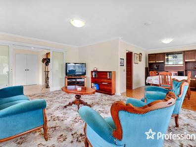 3 Yearling Place, Huntingdale WA 6110