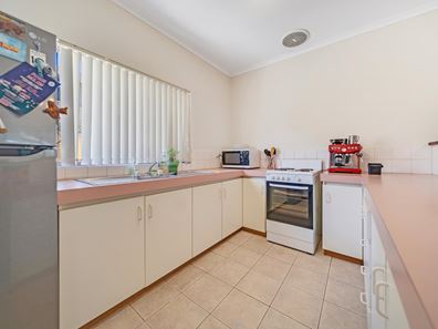 4/4 Jane Road, Applecross WA 6153