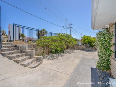 182 Yangebup Road, Yangebup WA 6164