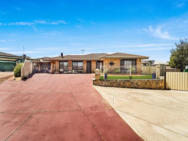 8 Bega Place, Lake Coogee