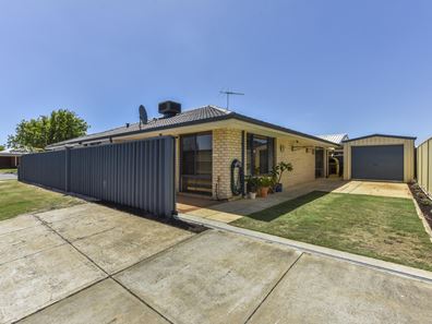 27 Chinchilla Parkway, Port Kennedy WA 6172