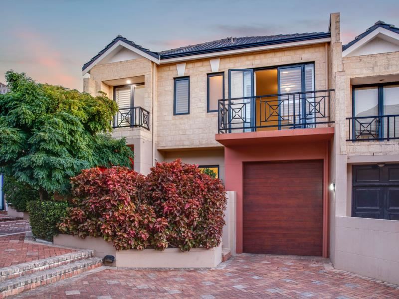 10/10 Kimberley Street, West Leederville WA 6007