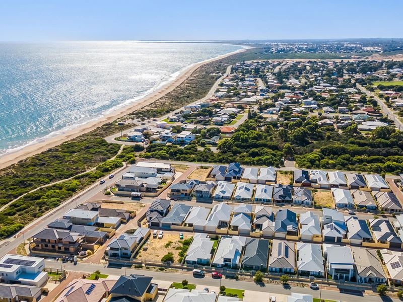 20 Minstrell Way, Madora Bay