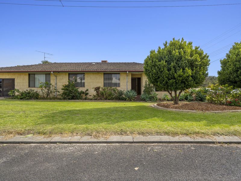 39 Camp Road, Pinjarra