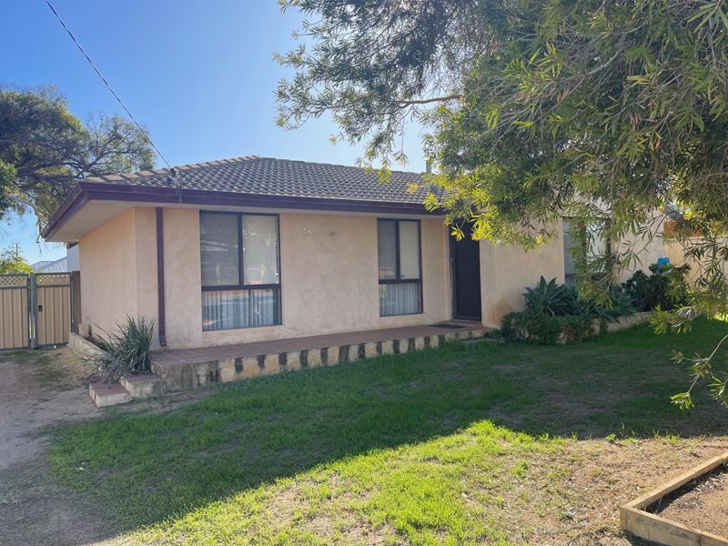 24 Clementina Road, Dongara WA 6525