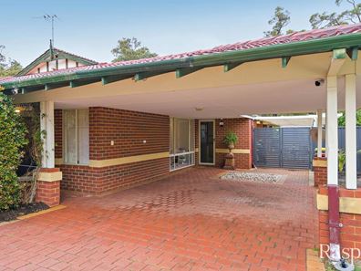 22 Fairmount Close, Bibra Lake WA 6163