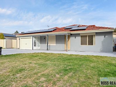 6 Larissa Court, Ballajura WA 6066