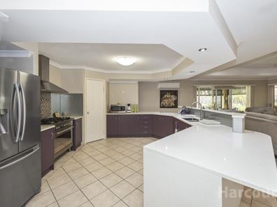 34 Crossland Avenue, Ellenbrook WA 6069