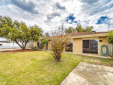 77 Warnbro Sound Avenue, Warnbro WA 6169