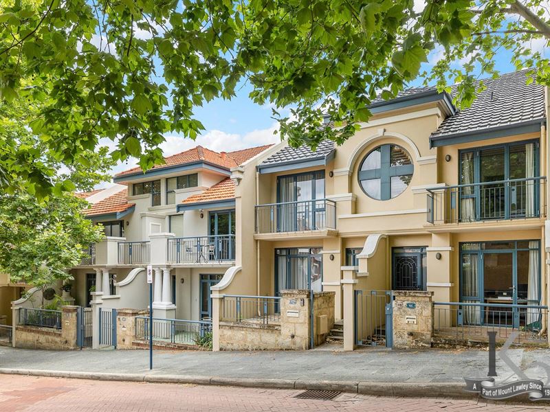 25/65 Henry Lawson Walk, East Perth