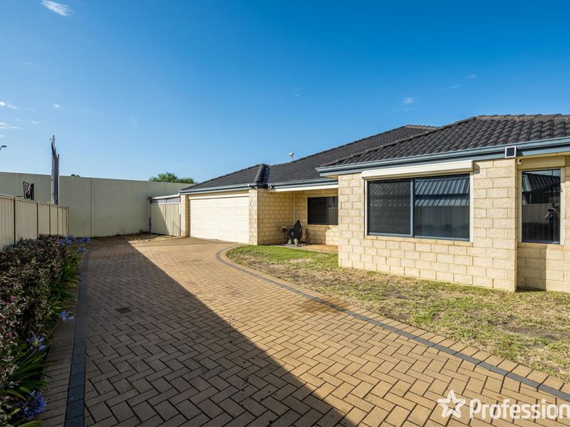 109 Fruit Tree Crescent, Forrestfield WA 6058