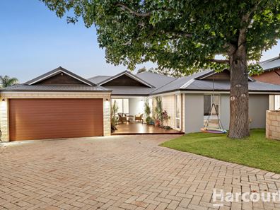 3 Carina Circle, Halls Head WA 6210