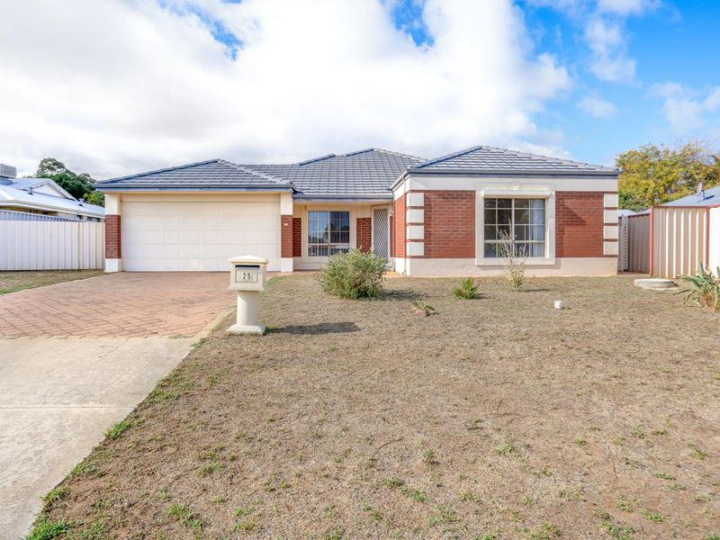 25 Rochester Way, Meadow Springs