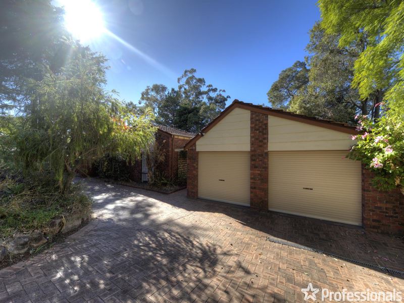 41 Dixon Road, Kalamunda WA 6076