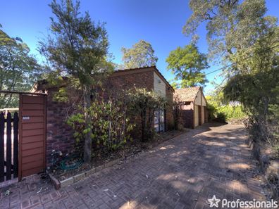 41 Dixon Road, Kalamunda WA 6076