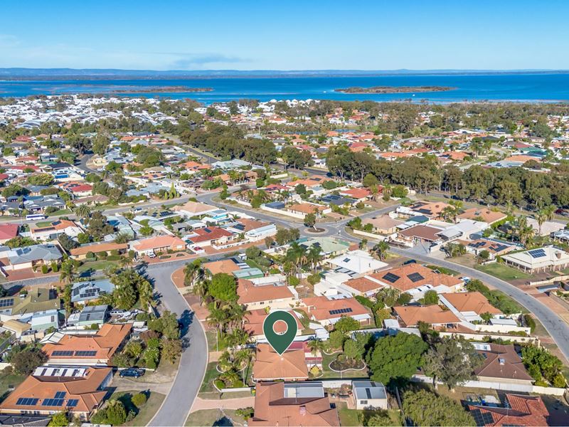 9 Mergate Court, Erskine