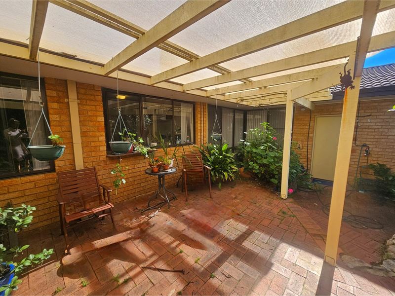 11 Edwards Green, Floreat WA 6014