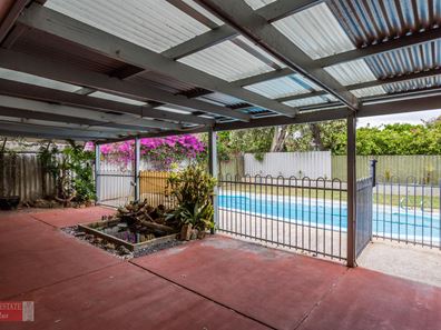 21 Travers Way, Swan View WA 6056