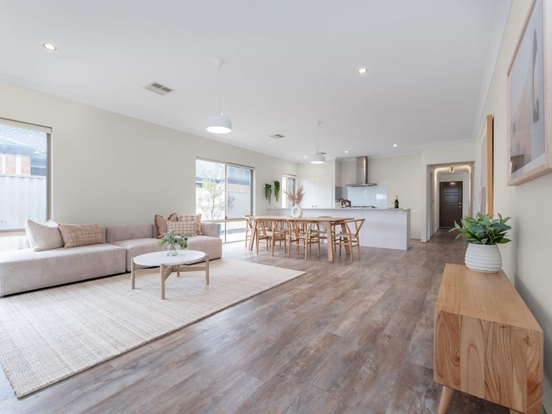 6 Veneto Court, Woodvale