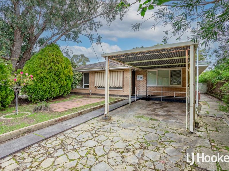 15 Arnott Court, Kelmscott